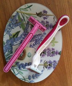 Difference Between Men’s Razors and Women’s Razors | Difference Between