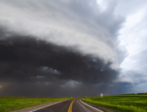 Difference Between Derecho and Tornado | Difference Between | Derecho ...